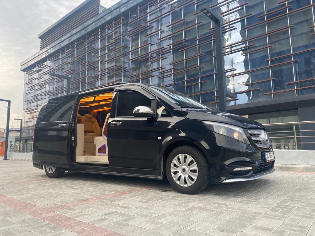  İstanbulda Günlük Kiralık Şoförlü Mercedes Vito VIP 